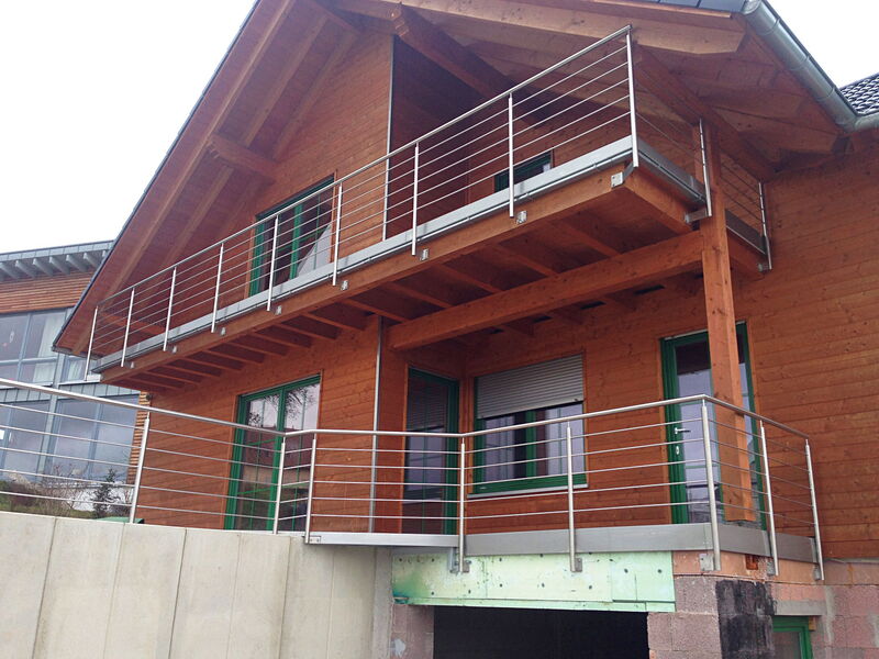 EBG-01-(84)