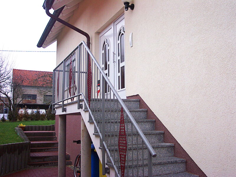 SAT-01-(10)