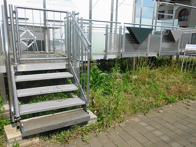 1-(22)